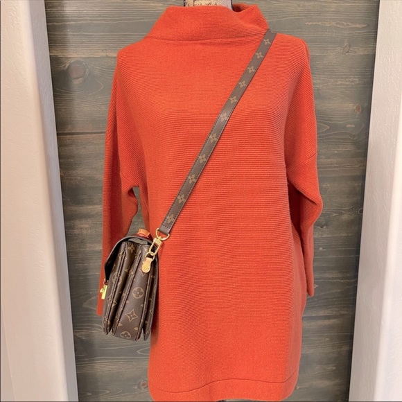 Modern chic buttery soft tunic sweater dress NWT Size XS - Picture 5 of 5